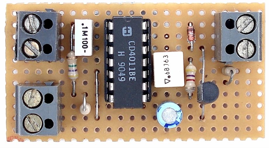 A Photograph Of Ron J's Cmos 4011 
Based Fridge Alarm - Circuit Board